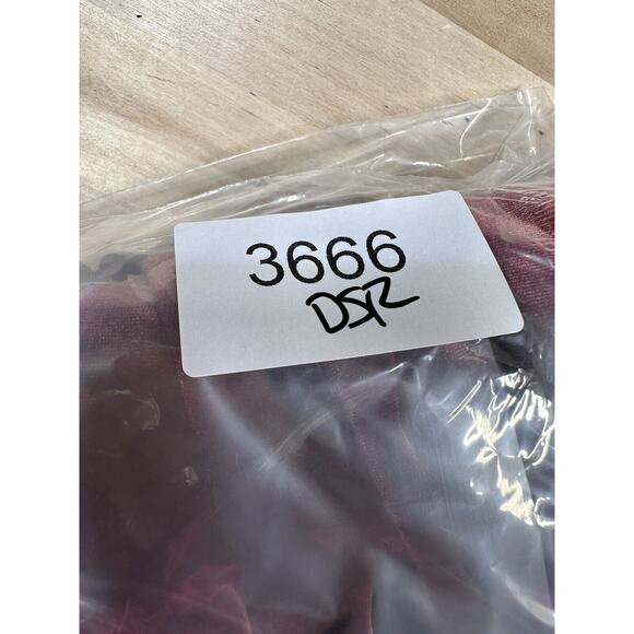 Torrid Mini Skater Dress Plus Size 4X Burgundy Velvet Pockets 3/4 Sleeve - Picture 10 of 10